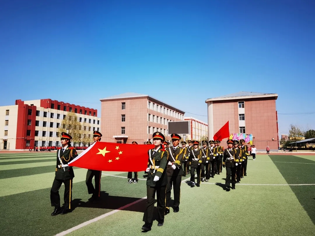 激扬青春竞度风华香河县职教中心2021年春季田径运动会掠影